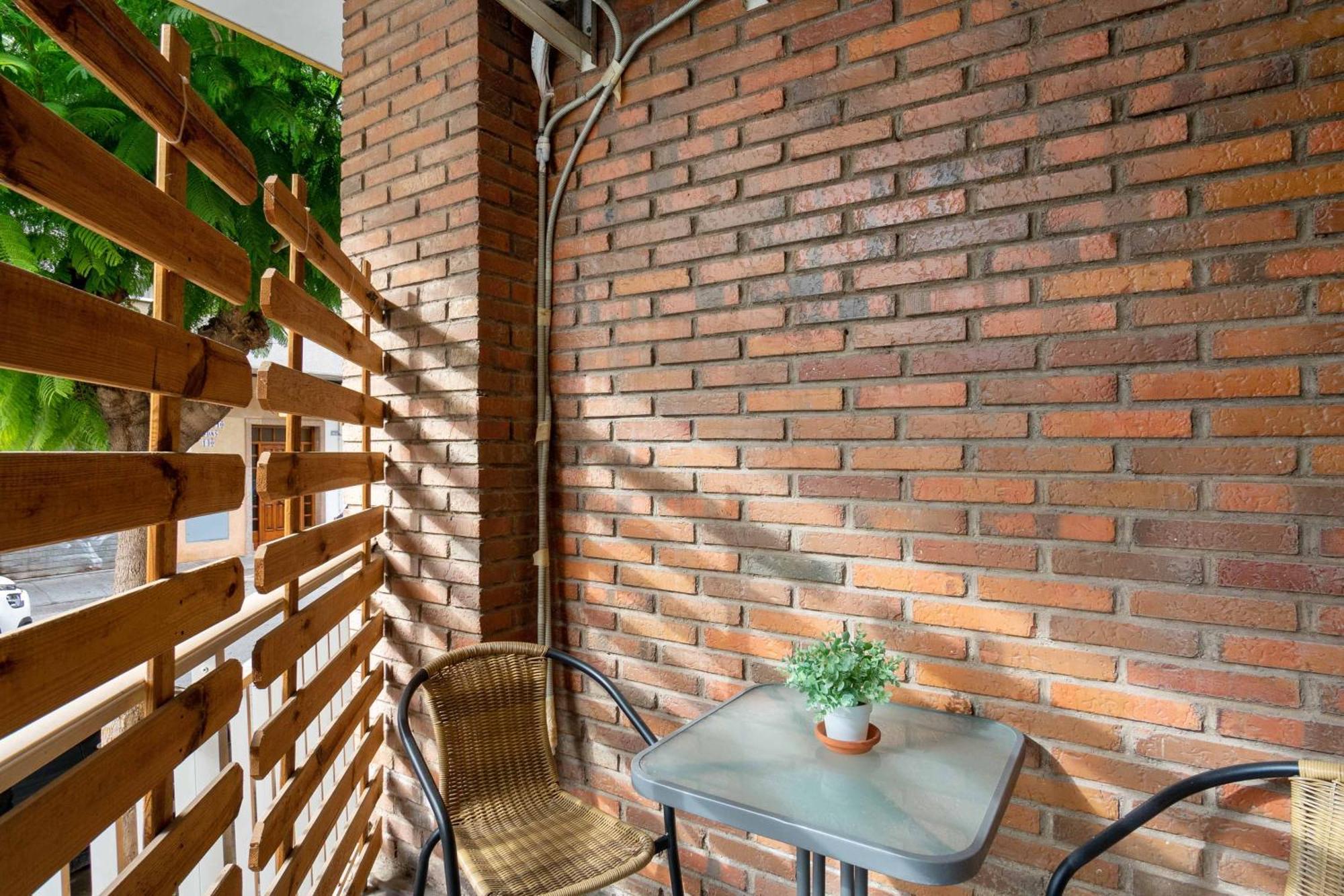 Homely Apartments Casa Torres ตอร์เรเวียคา ภายนอก รูปภาพ