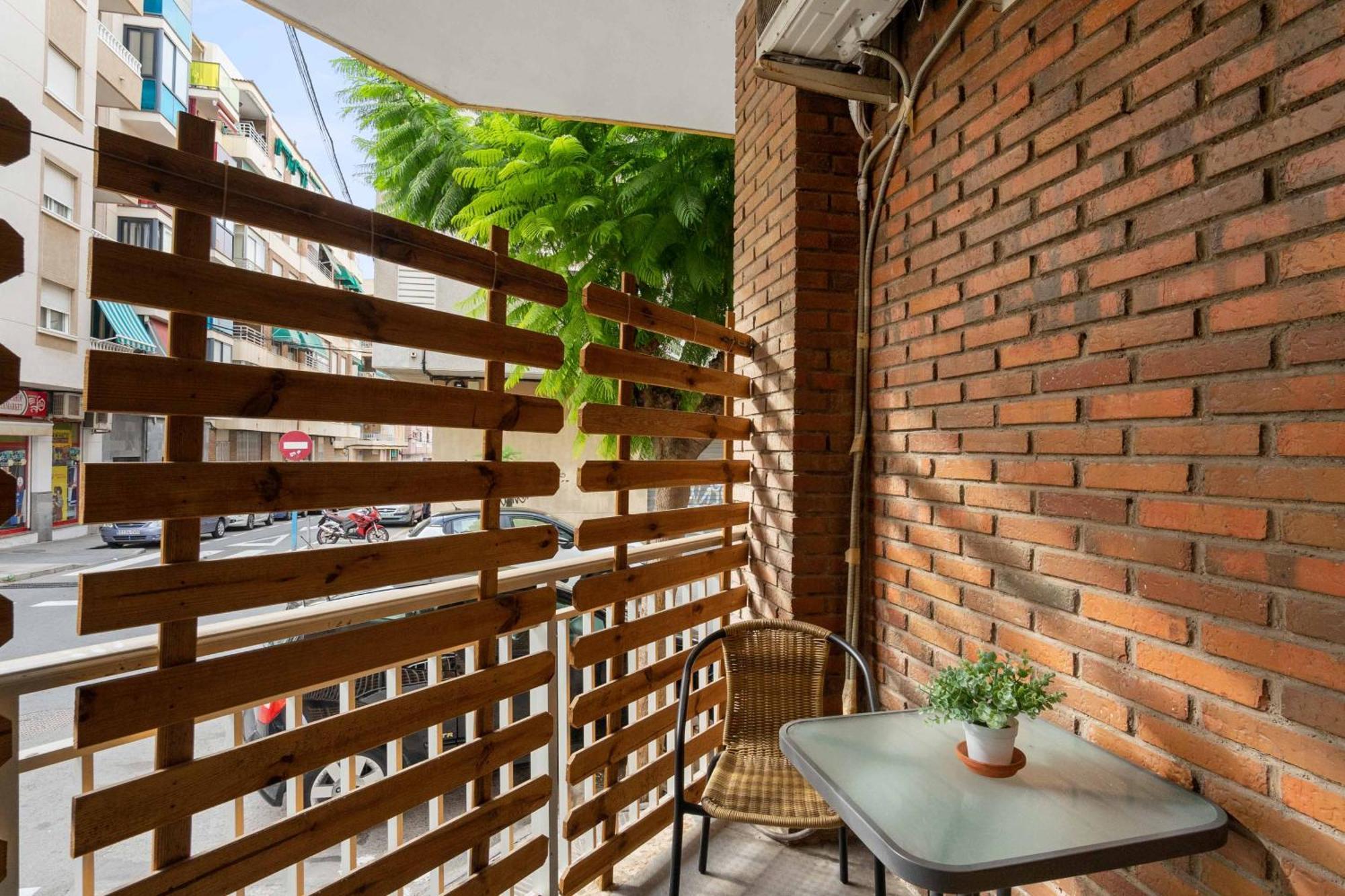 Homely Apartments Casa Torres ตอร์เรเวียคา ภายนอก รูปภาพ